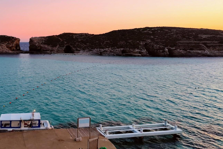 Private Comino Sunset Cruise with Food & Wine Options
