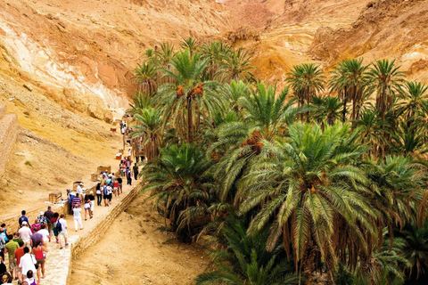 Excursión nocturna a los pueblos y oasis del Sáhara tunecino