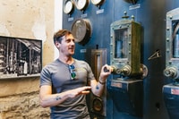 Toronto, Distillerie Distretto Storico Walking Tour - Hizvo