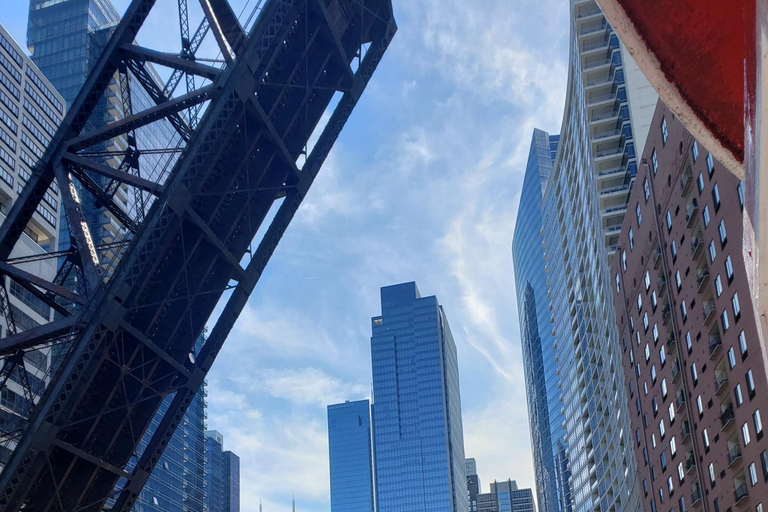 Chicago: Historical & Architectural Fireboat Cruise
