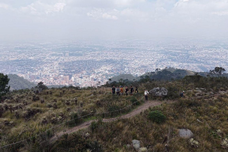 Bogota: Szlak turystyczny Las Moyas z przewodnikiemPrzewodnik mówiący po hiszpańsku