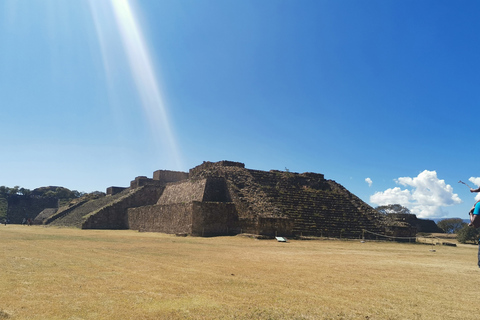 Rondleiding van een hele dag op de Monte Alban-routeTickets en eten inbegrepen