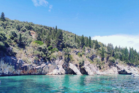 Corfou : Tour en bateau privéCorfou : visite d&#039;une demi-journée en bateau privé