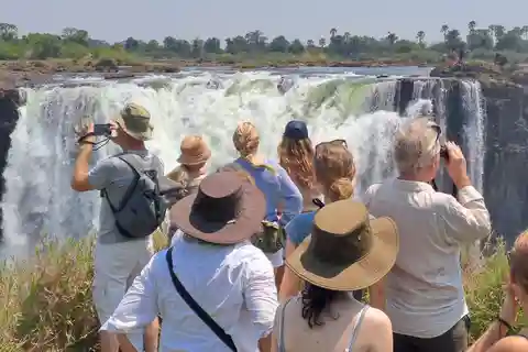 Guided Tour Of The Victoria Falls