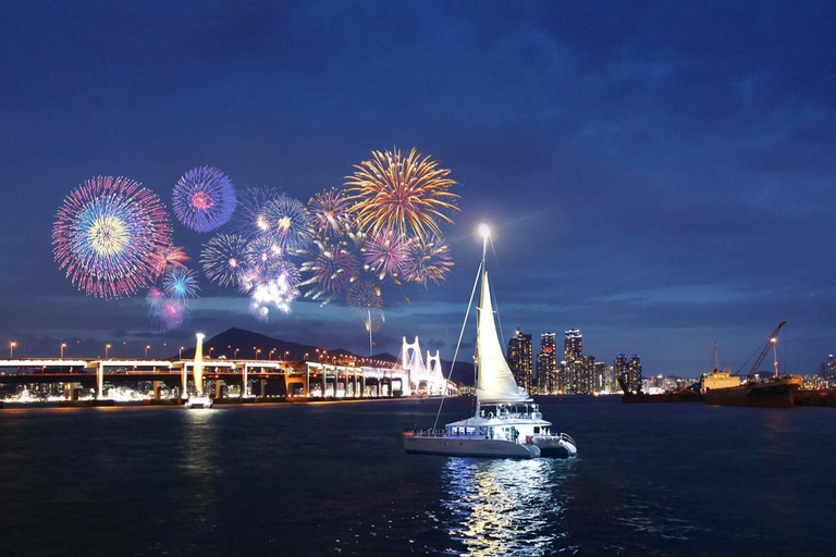 Pusan: viaje de lujo por el océano: cápsula Blue Line + yate.Busan: Viaje de lujo por el océano – Cápsula Blue Line + Yate