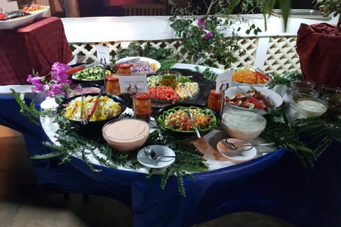 Jezioro Elementaita: Obóz Beduinów z aktywnościami i posiłkamiSPACERY PRZYRODNICZE I SADZENIE DRZEW NA TYM OBSZARZE