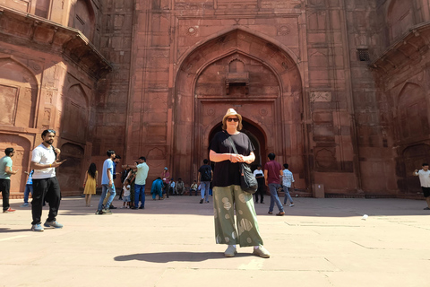 Delhi: Red Fort Skip-the-Line Guided Tour with Transfers Delhi: Red Fort Skip-the-Line Tour with Guide Only