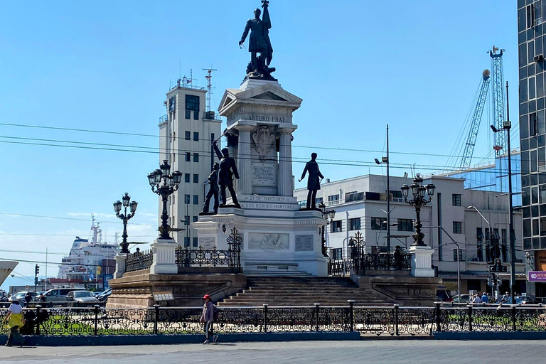 Depuis Santiago : excursion à Valparaíso/San AntonioDepuis Santiago : excursion en bateau à Valparaíso/San Antonio