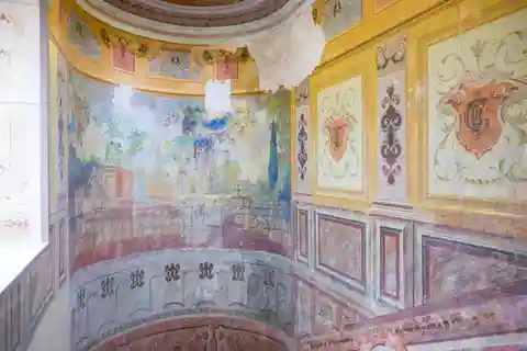 Sololaki - Passeggiata delle leggende urbane della borghesia e degli appartamenti stregati