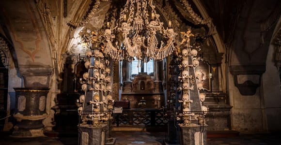 Kutná Hora: Small-Group Bone Church & Medieval Town Tour