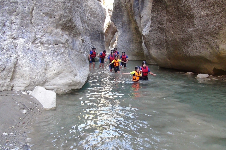 Canyon de Köprülü : journée de rafting et de canyoningDe Antalya : rafting et canyoning dans le canyon de Köprülü