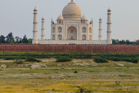 De Delhi: Viagem de 1 dia de luxo para o Taj Mahal, Agra, de carro.De Delhi: excursão de luxo no mesmo dia ao Taj Mahal, Agra.