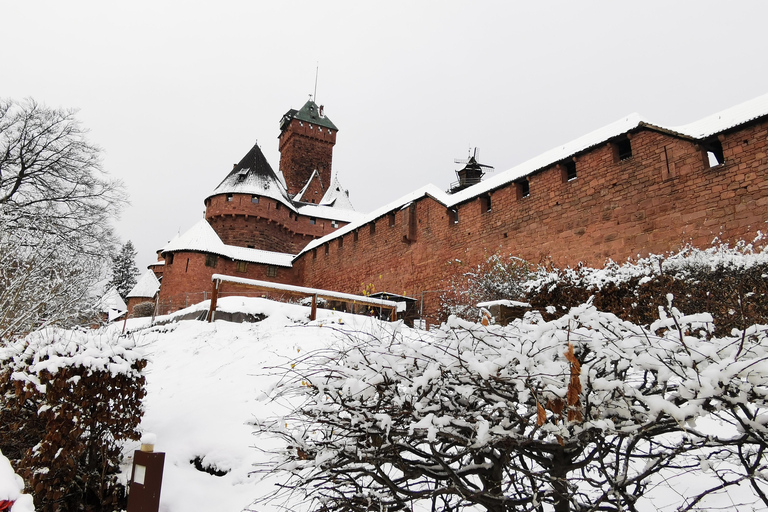 Ikony Typowe wioski i zamek Haut Koenigsbourg