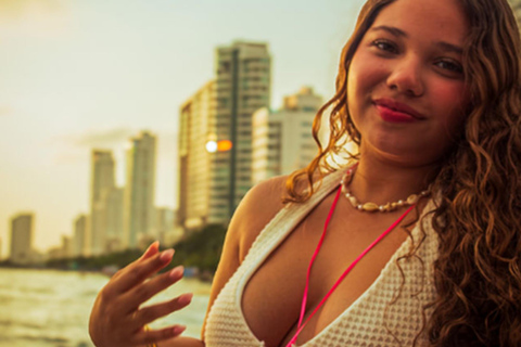 Carthagène : visite de la baie avec open bar, coucher de soleil et discothèqueCarthagène : excursion dans la baie avec open bar, coucher de soleil et soirée disco