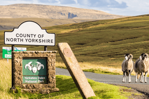 Yorkshire Dales National Park Driving Tour with an APP