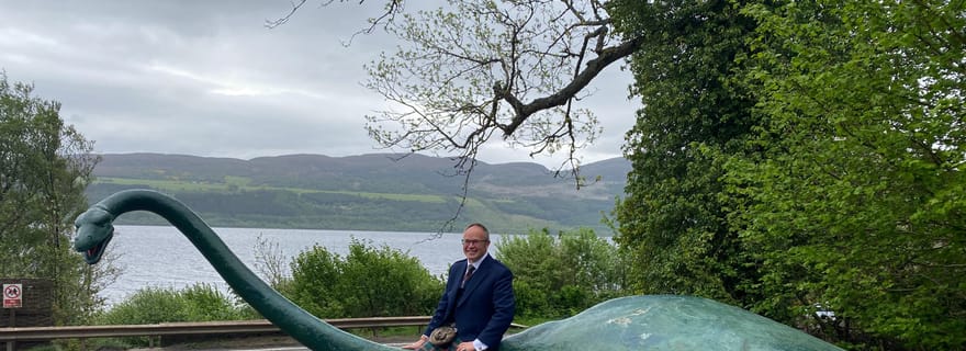 Inverness : Loch Ness, château d'Urquhart et visite des vaches des Highlands