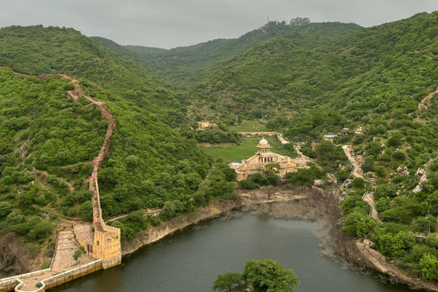 Jaipur: Passeio de bicicleta guiado pelo património de Amber com pequeno-almoçoCiclismo com café da manhã