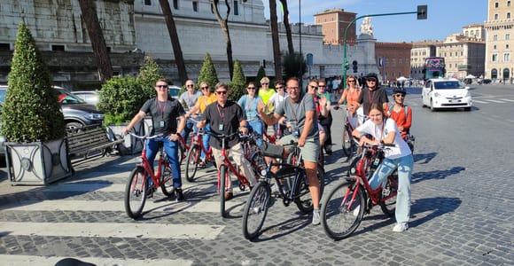 Highlights of Rome Bike Tour with English-Speaking Guide