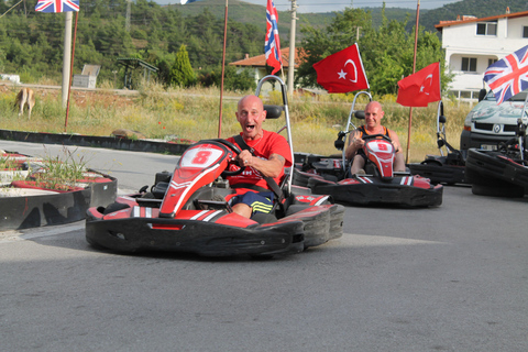 Icmeler/Marmaris: Avventura in go kart con trasferimento in hotel