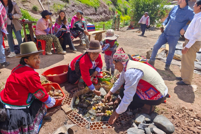 Flavor and Culture in Parcarhuasi: Ancestral Textiles and Pachamanca Banquet