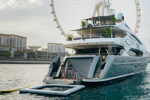 Dubai: Sunseeker Superyacht VIP Dinner, Drinks & Live DJ Solis- Zen Med Gastronomy