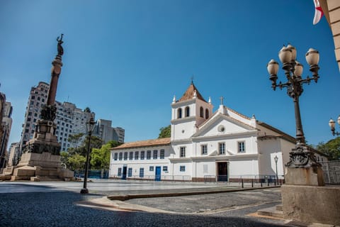 Sao Paulo Controversial History Private Guided Walking Tour