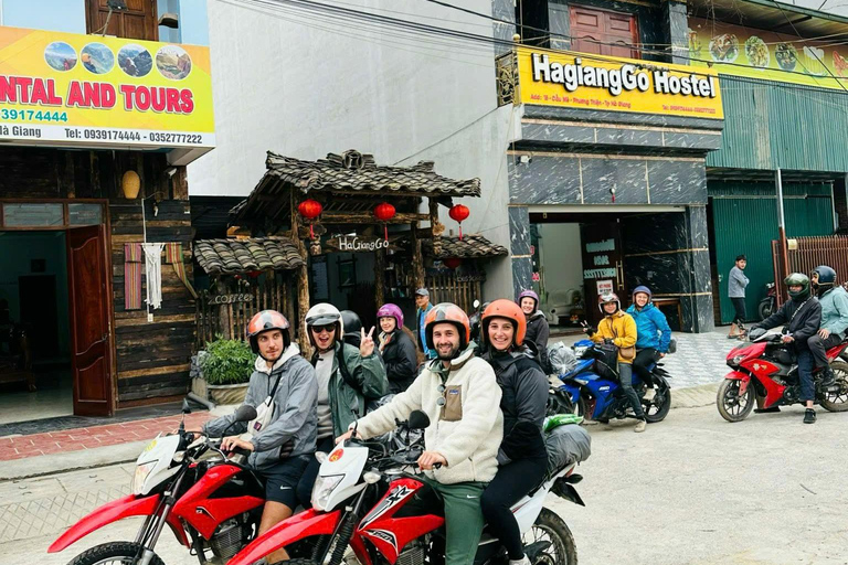 From Hanoi: Ha Giang Loop 3D2N + 2-Way Bus & Free Hostel Ha Giang Loop Tour 3D2N Ride with your Friend