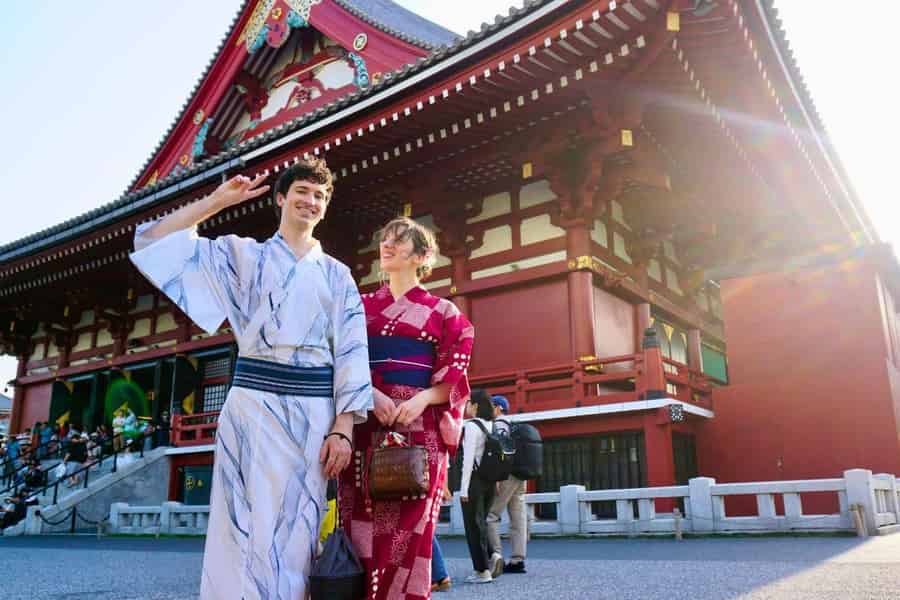 Tokio: Kimono-Verleih in Asakusa. Foto: GetYourGuide Tokio: Kimono-Verleih in Asakusa. Foto: GetYourGuide