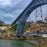 Porto: Private City Highlights Tour with Local Guide