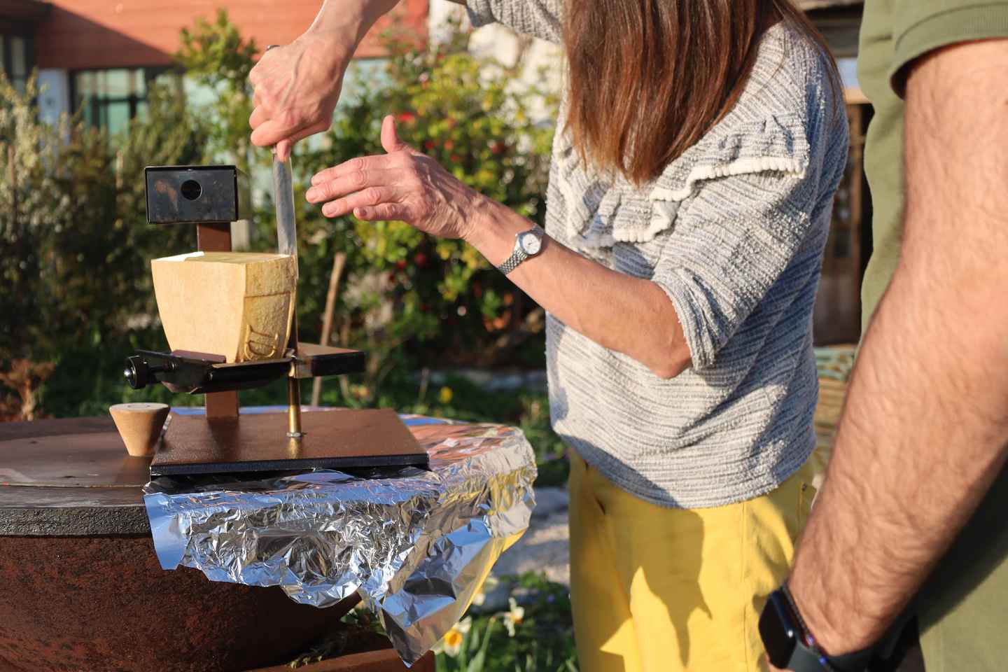 Montreux: Cheese like a local with lake & mountain views