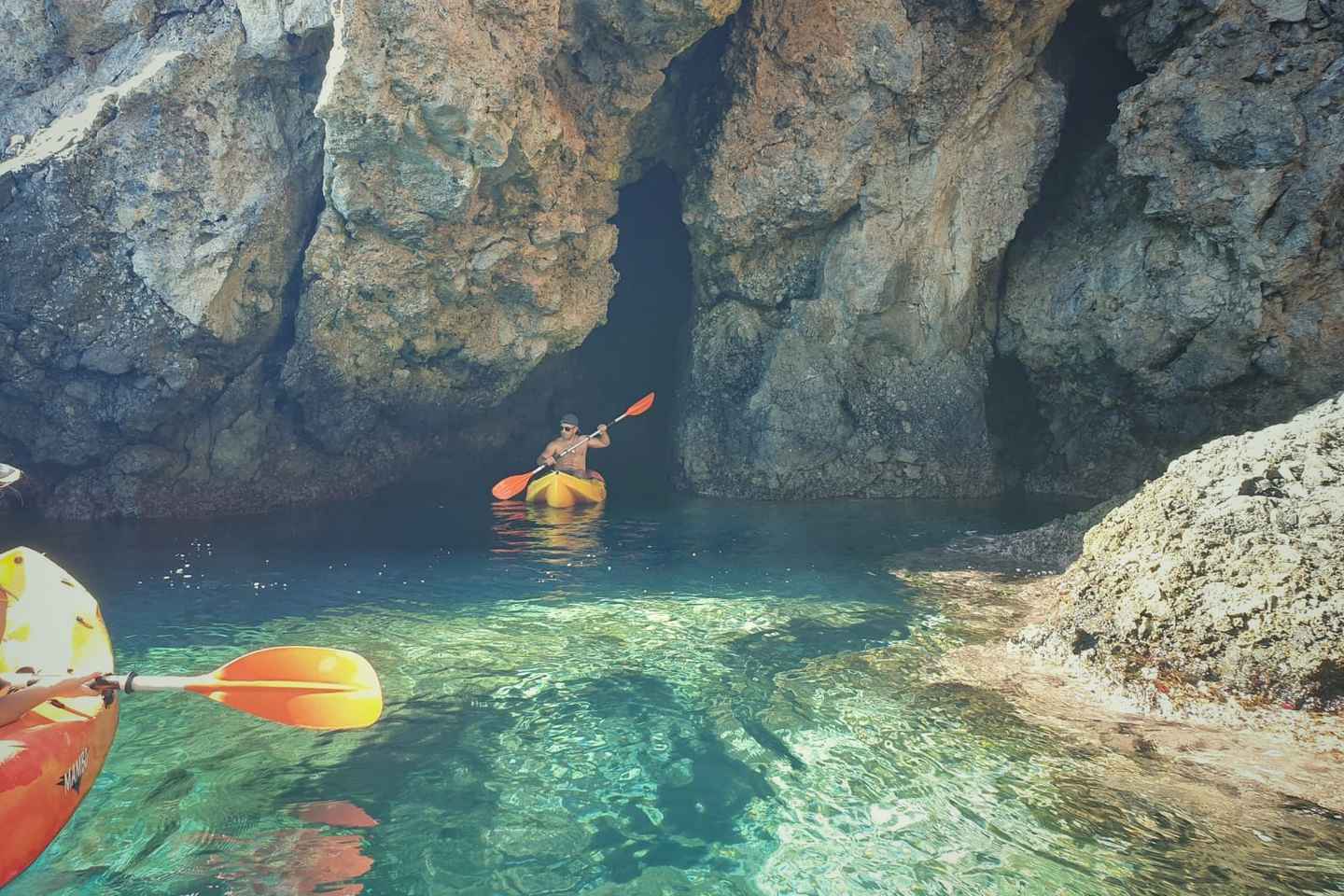 라 헤라두라: 마로 절벽 카약과 스노클링 투어