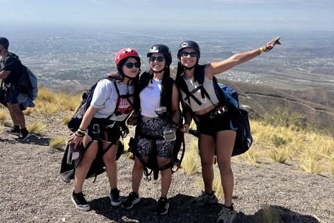 Mendoza: paragliding adventure, unique views of the foothills and Mendoza