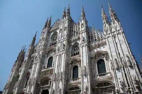 Acesso Elite à Catedral de Milão: sem filas, vistas do telhado e fotos