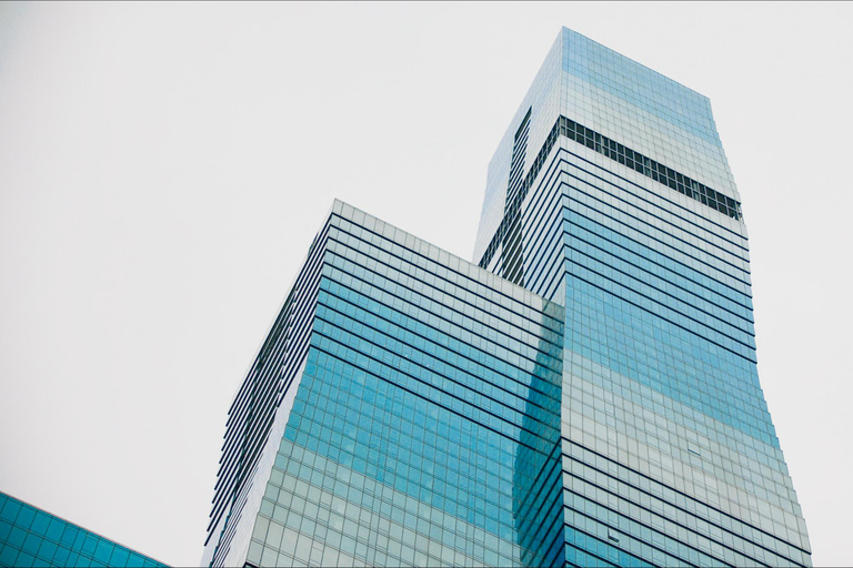 Chicago: Architecture Boat Tour with Drinks