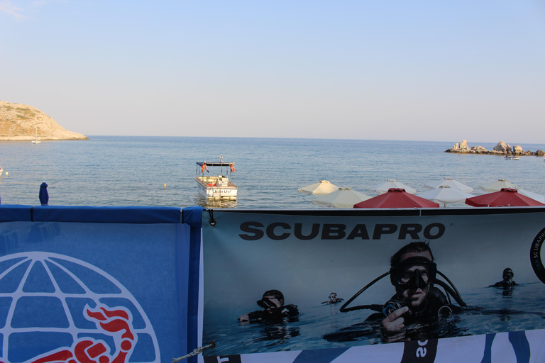 PADI Discover Scuba Diving (DSD) - beginners, Charaki Rhodes PADI DSD program 4 hours (2 dives) beginners, Charaki Rhodes