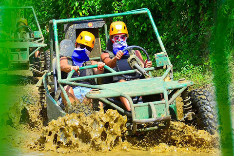 De Punta Cana: Passeio de buggy, a cavalo e tirolesa com almoço