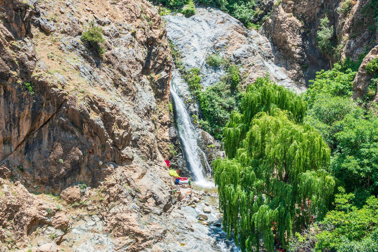 Marrakech: 5-Day Sahara Desert, Chefchaouen, & Tangier Tour