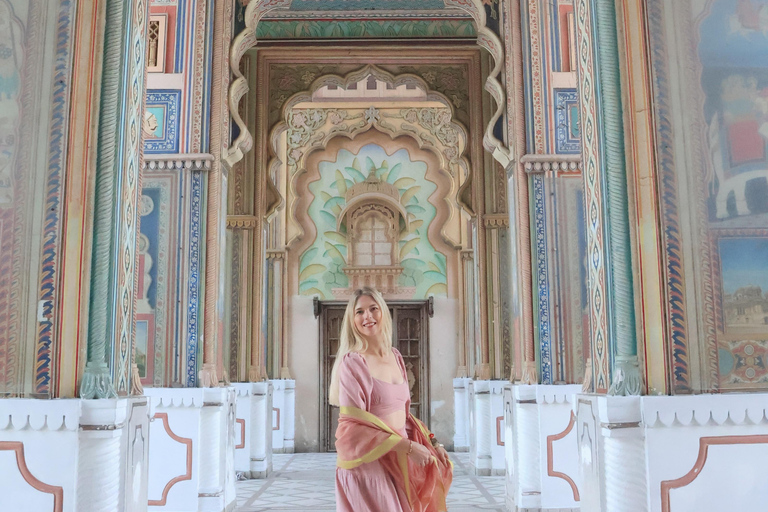 Jaipur: Private Photoshoot Tour with Local Photographer