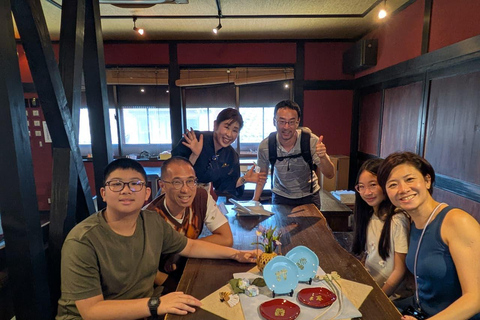 Tour di un giorno a Takayama, Shirakawa-go e KanazawaTakayama, Shirakawa-go &amp; Kanazawa Full-Day Tour