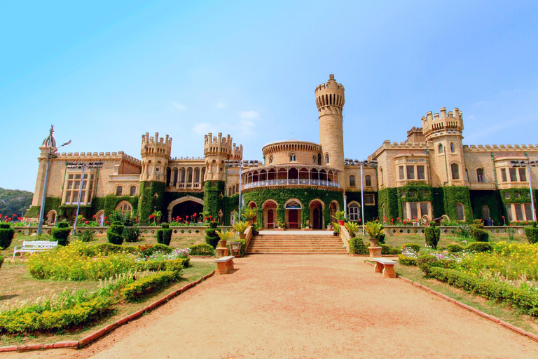 From Bangalore: Bannerghatta Park &amp; City Sights Private Tour