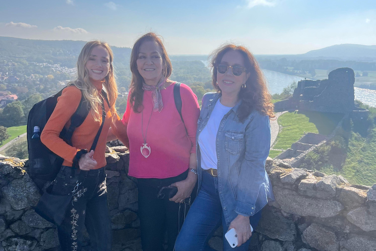 ثلاث قلاع في يوم واحد: اكتشف التراث المهيب