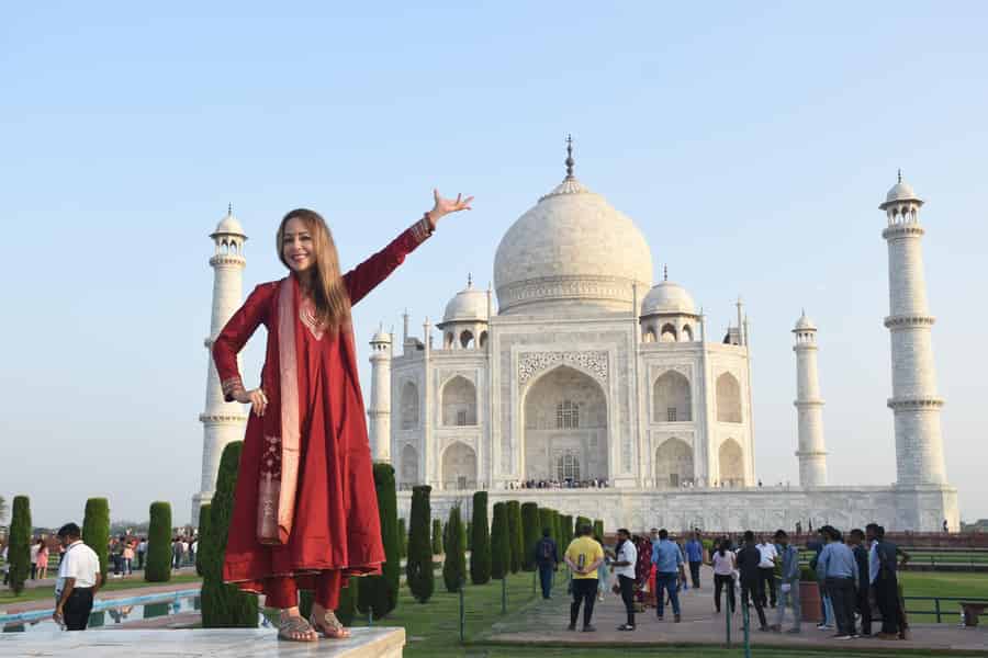 Ab Delhi: Taj Mahal- und Agra-Tour mit 5-Sterne-Mittagessen im Marriott. Foto: GetYourGuide Ab Delhi: Taj Mahal- und Agra-Tour mit 5-Sterne-Mittagessen im Marriott. Foto: GetYourGuide