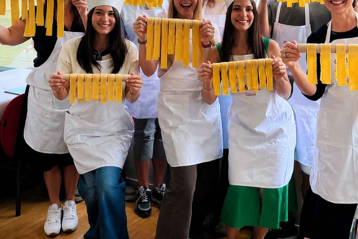 Florence: Fresh Pasta Course with a View of Ponte Vecchio - Florence: Fresh pasta course with a view of Ponte Vecchio