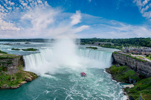 Day trip to Niagara from Toronto with Spanish speaking guide