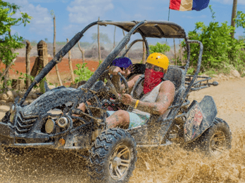 Excursión en buggy y quad por Punta Cana: cueva, playa de Macao, recogida gratuita