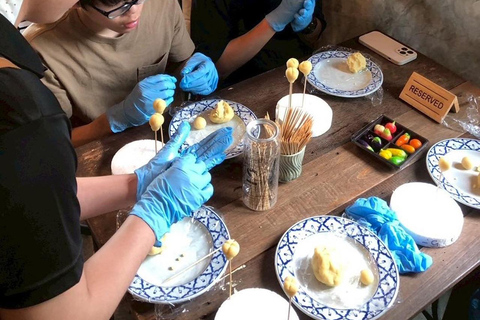 Bangkok: Ayutthaya Temples, Dessert Workshop, & Lunch