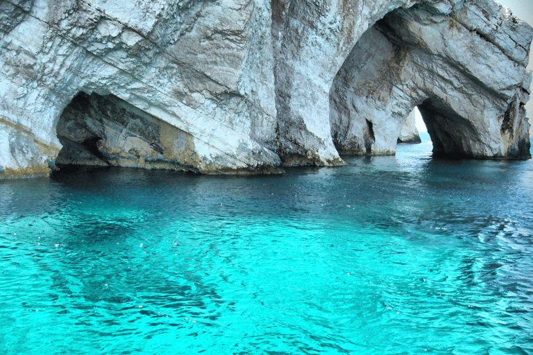 Kefalonia: Island Crossing, Zakynthos Navagio & Blue Caves