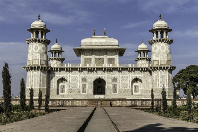 Mumbai : 2 Nights 3 Days Taj Mahal & Golden Triangle Tour Tour With Hotel, Flight Ticket, Local Guide, A/c Car Only.