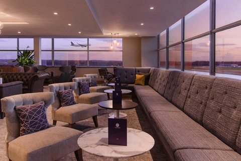 المطار المحلي: الوصول إلى الصالةالمطار المحلي: الدخول إلى الصالة