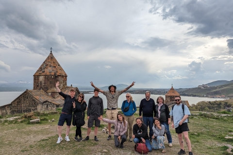 Excursión Armenia Esencial Geghard, Garni, Sevan, Almuerzo casero